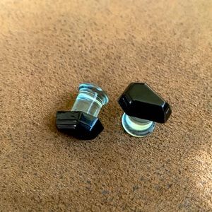 0g coffin plugs